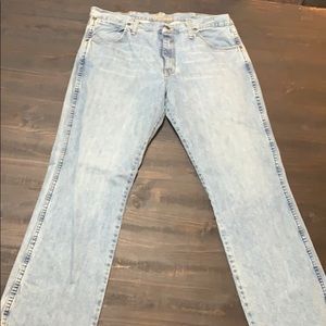 Men’s Wrangler jeans